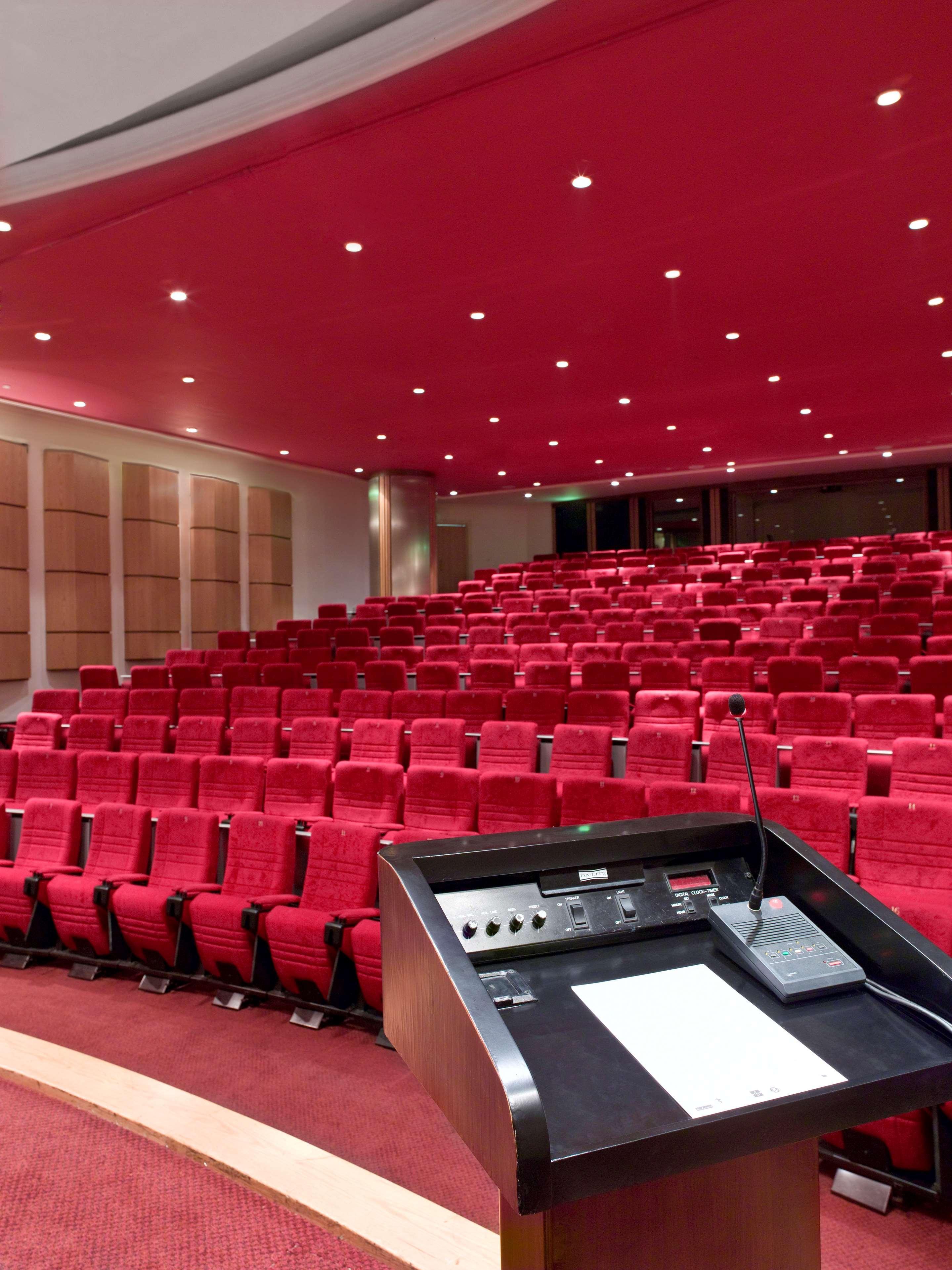 Grand Hyatt Amman Hotel Ngoại thất bức ảnh The main auditorium