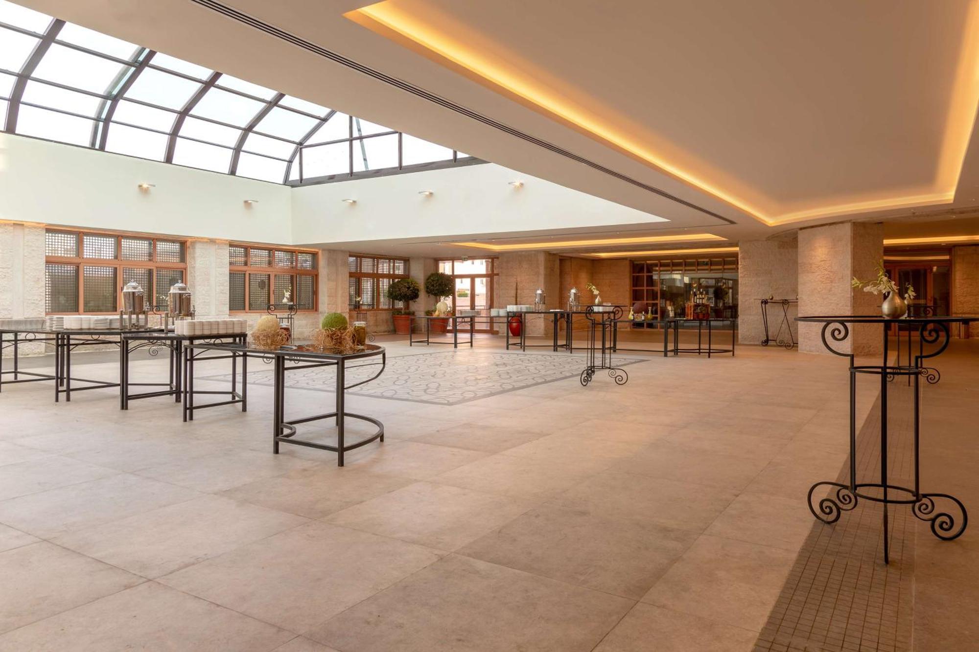 Grand Hyatt Amman Hotel Ngoại thất bức ảnh The lobby