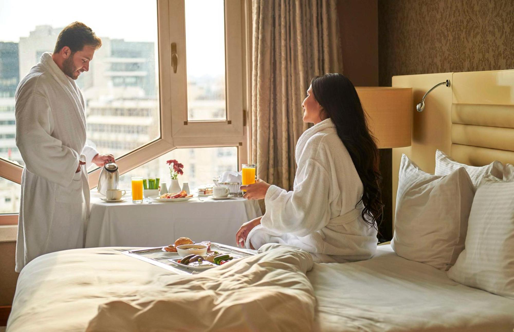 Grand Hyatt Amman Hotel Ngoại thất bức ảnh Room service
