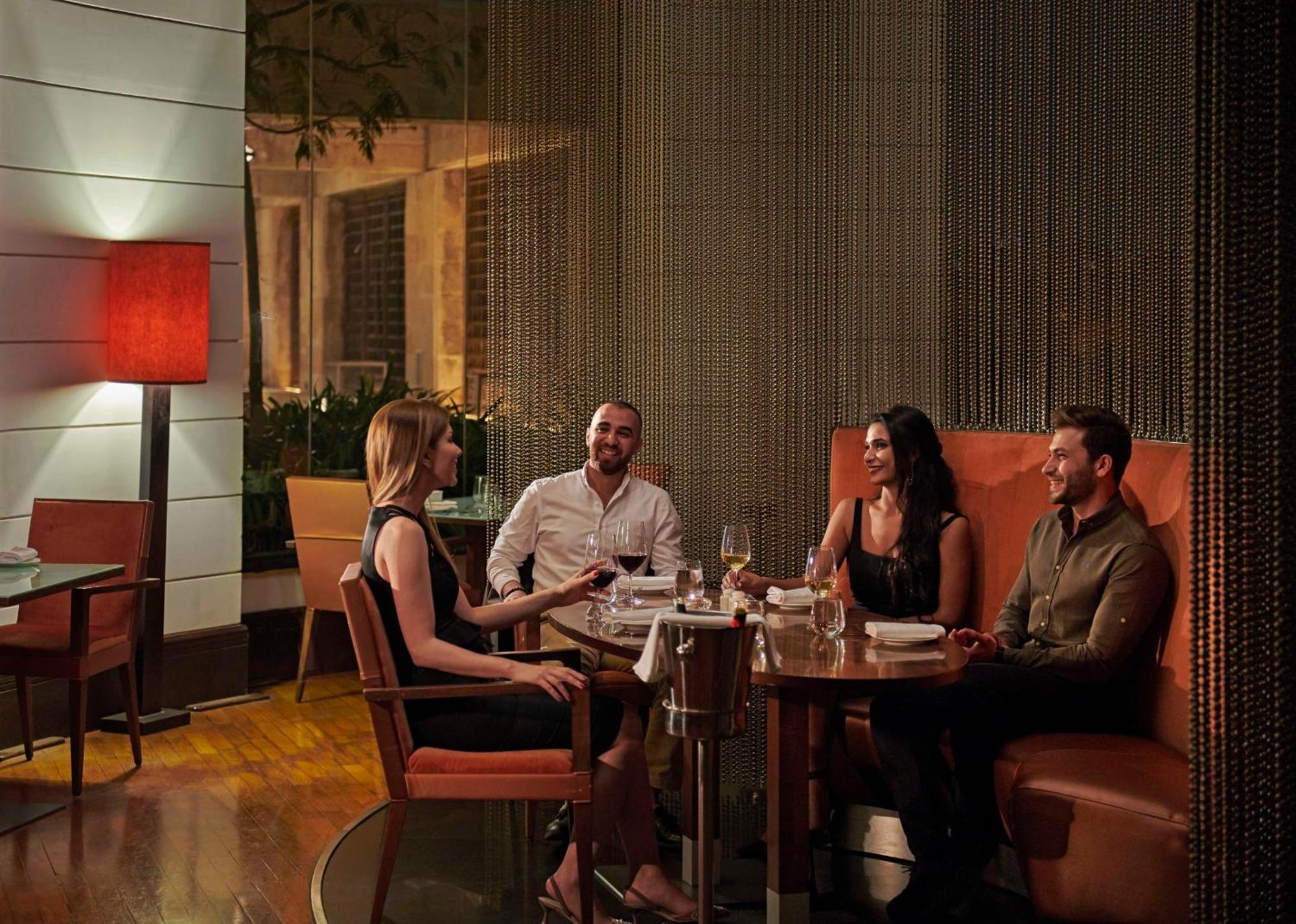 Grand Hyatt Amman Hotel Ngoại thất bức ảnh The restaurant