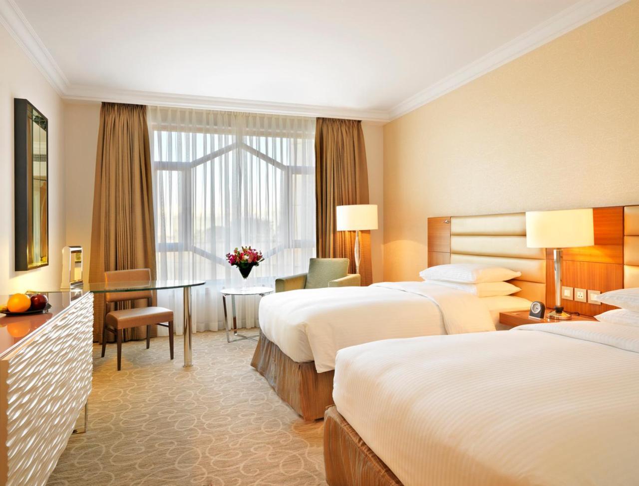 Grand Hyatt Amman Hotel Ngoại thất bức ảnh A room at the hotel